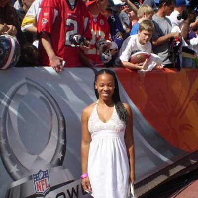 Profile Picture of Bridgette Coates (@@BridgettCoates) on Twitter