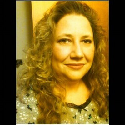 Profile Picture of Stephani Jones (@JonesStephani) on Twitter