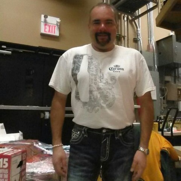 Profile Picture of Kevin Wood (@abisoph2) on Poshmark