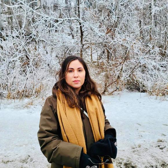 Profile Picture of Arvis Zohoor (@t2007az) on Poshmark