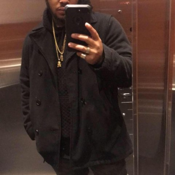 Profile Picture of Julian Flatts-robinson (@julianedwin94) on Poshmark