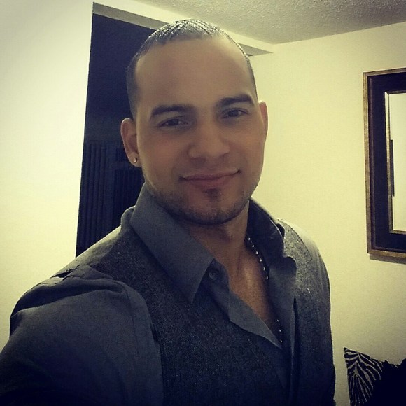 Profile Picture of Manuel emilio Leonor lora (@badboy19_99) on Poshmark