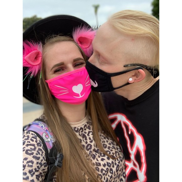 Profile Picture of Roan Mcquillen (@roanmcquillen) on Poshmark