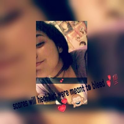 Profile Picture of Deborah Deleon (@zombiekitty_deb) on Twitter