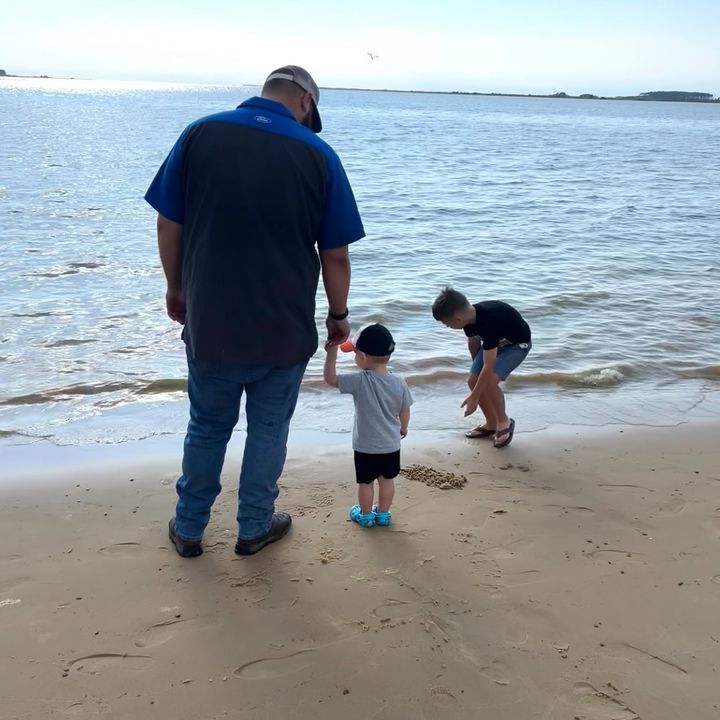 Profile Picture of Kenny Smith (@@averagefordtech) on Tiktok