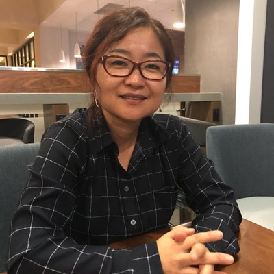 Profile Picture of Phyllis Kim (@PhyllisKimLA) on Twitter