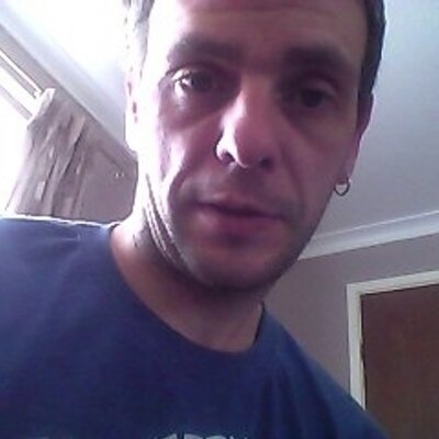 Profile Picture of Andrew David Boxall (@doodooss) on Twitter