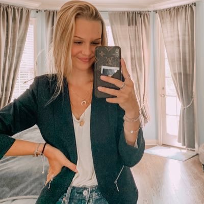 Profile Picture of Brooke Wyatt (@brookewyatt__) on Twitter