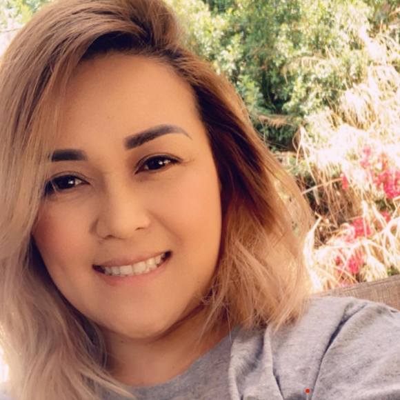 Profile Picture of Jenny Ilano (@jilano1027) on Poshmark