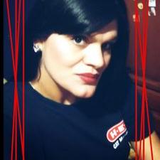 Profile Picture of Iris Muñiz (@INallely89) on Twitter