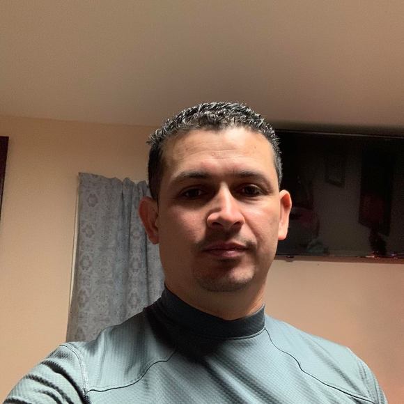 Profile Picture of Mike Cordova (@mike031979) on Poshmark