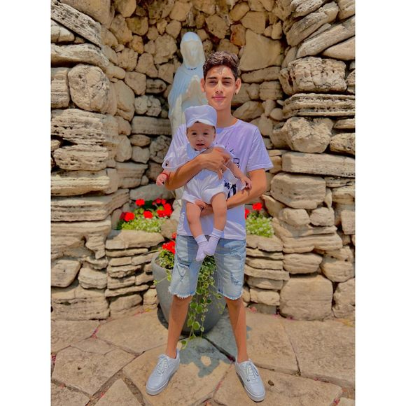 Profile Picture of Elmer Garcia (@elmergarcia519) on Poshmark
