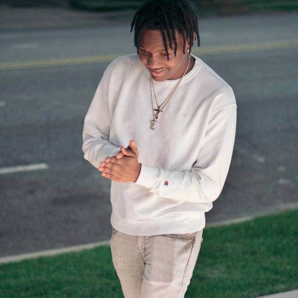 Profile Picture of Nicholas Burch (@nicholasrb8) on Poshmark