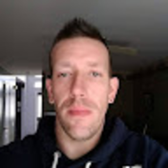 Profile Picture of Doug Greer (@2ndhand868) on Poshmark