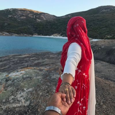 Profile Picture of Ayesha Haque (@AyeshaHaque17) on Twitter