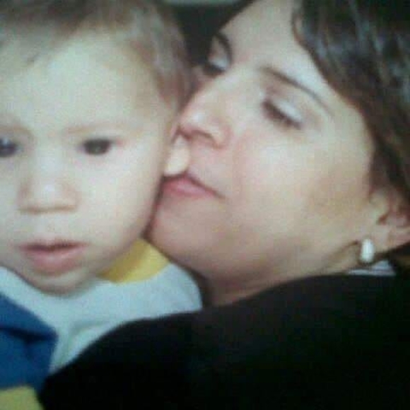 Profile Picture of Lucy Melo (@lucymlo) on Poshmark