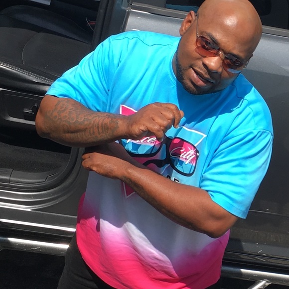 Profile Picture of Cortney James (@cee604) on Poshmark