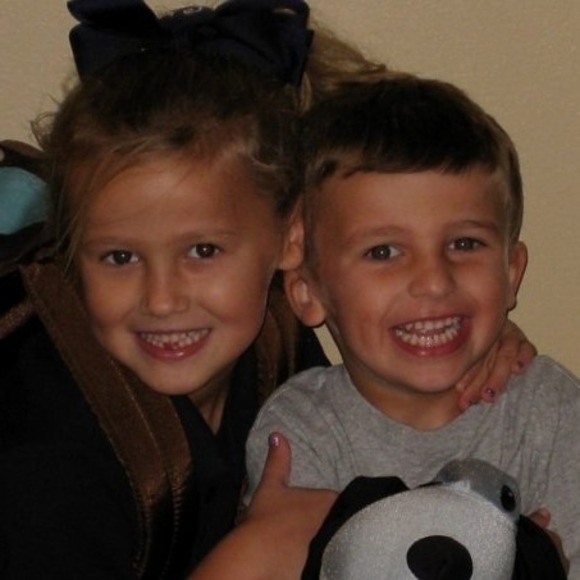 Ali Brabner - Poshmark Profile Picture of Ali Brabner (@alibrab) on Poshmark