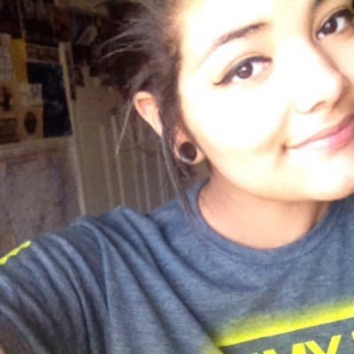 Profile Picture of Makayla Richardson (@HerAmateurArt) on Twitter