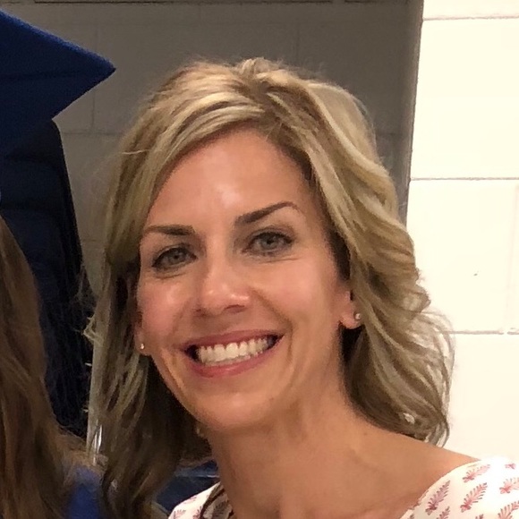 Profile Picture of Tricia Gaffaney (@tgaffaney) on Poshmark