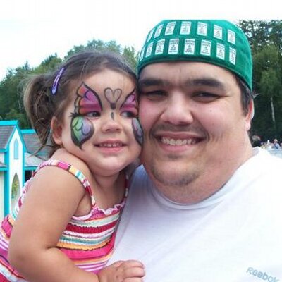 Profile Picture of Mark Aguiar (@markaggie77) on Twitter