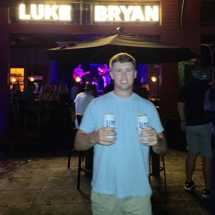 Profile Picture of Adampursel_14 (@adampursel_14) on Tiktok