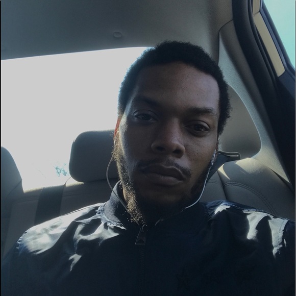 Profile Picture of Lawrence Vance (@luiv11) on Poshmark