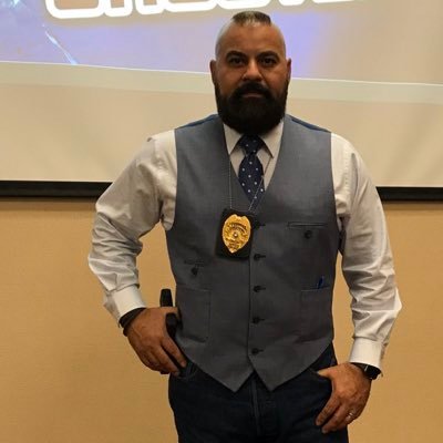 Profile Picture of John Lorenzi (@JohnLorenzi3) on Twitter