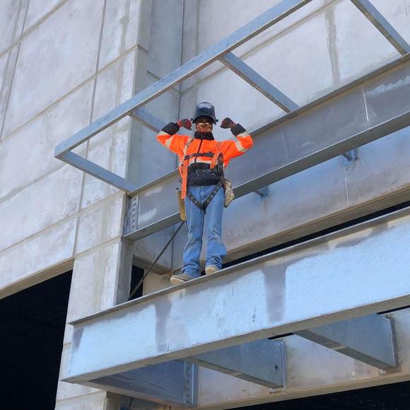 Profile Picture of Gerardo Lara (@gerardolara388) on Poshmark