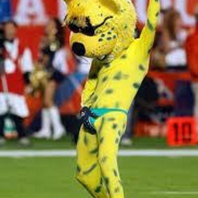 Profile Picture of Michael Crabtree (@Crabernacle) on Twitter