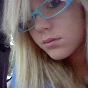 Profile Picture of Colleen Moore (@reneemoore50) on Youtube