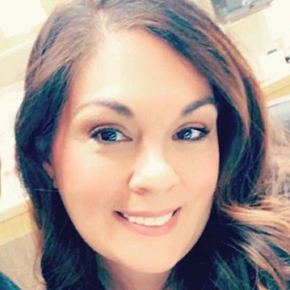 Profile Picture of Mona Korem (@monacampos08) on Poshmark