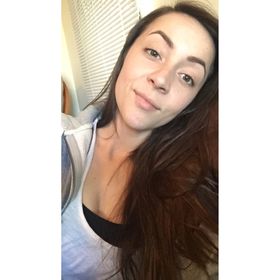 Profile Picture of Haley Gonzalez (@haleyyy_gonz) on Pinterest