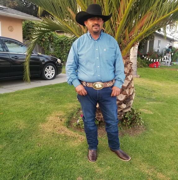 Profile Picture of Fernando Tinoco (@nando1212) on Poshmark