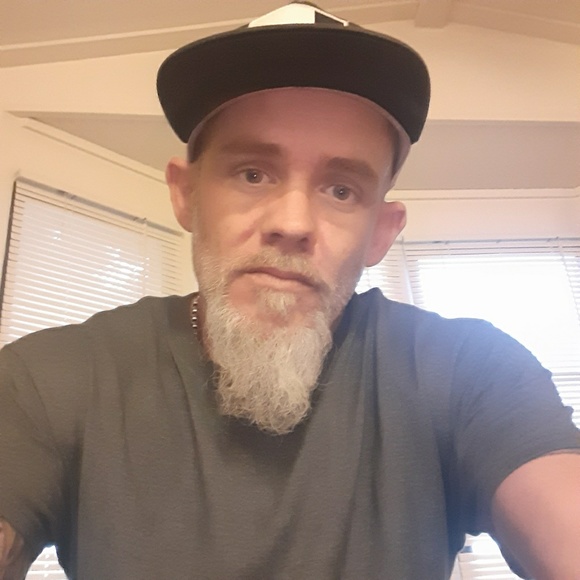 Profile Picture of John Mathis (@hassel001) on Poshmark