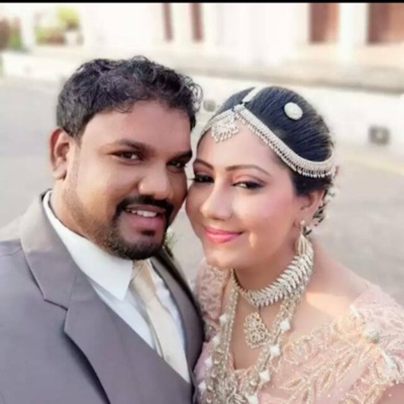 Sanjeewa Roshan - Poshmark Profile Picture of Sanjeewa Roshan (@sanjeewaroshan) on Poshmark