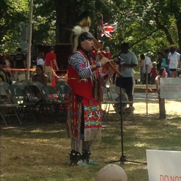 Profile Picture of Alika Reid (@reddiee) on Poshmark