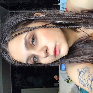 Profile Picture of Júlia Depetriz (@julia.depetriz) on Facebook