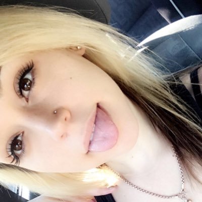 Profile Picture of Shaylee Lewis (@shayleenicoleee) on Twitter