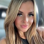 Profile Picture of Heather Roberts (@heather_elizabeth_x) on Instagram