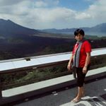 Profile Picture of tinawaty (@tinawaty1057) on Instagram