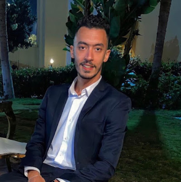Profile Picture of Mohamed Tarek (@mohamedtareq697) on Poshmark