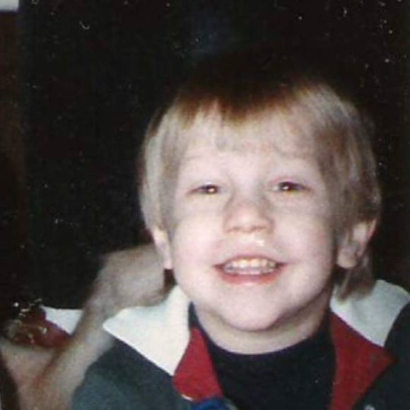 Profile Picture of Aunt ashley Fryberger (@a_weichert) on Poshmark