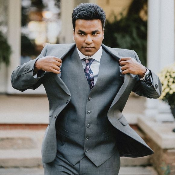 Profile Picture of Stephen Paul (@stephen_dasari) on Poshmark