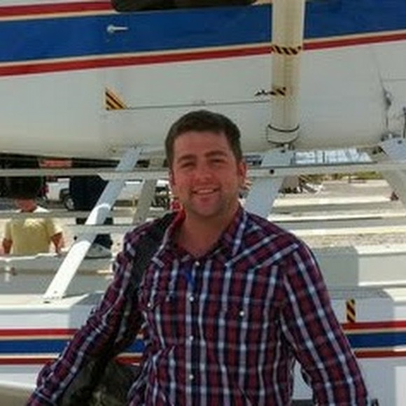 Profile Picture of Ryan Keller (@ryankeller280) on Poshmark