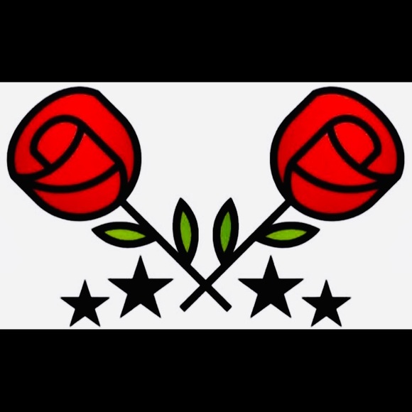 Profile Picture of Christian Carballo (@starroses) on Poshmark