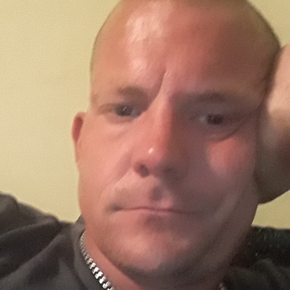 Profile Picture of Jonthan Luttrell (@jonathan643) on Poshmark
