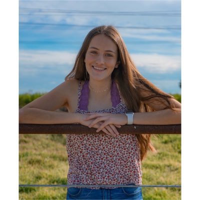 Profile Picture of Karen Alvarez (@karenaalvarez99) on Twitter