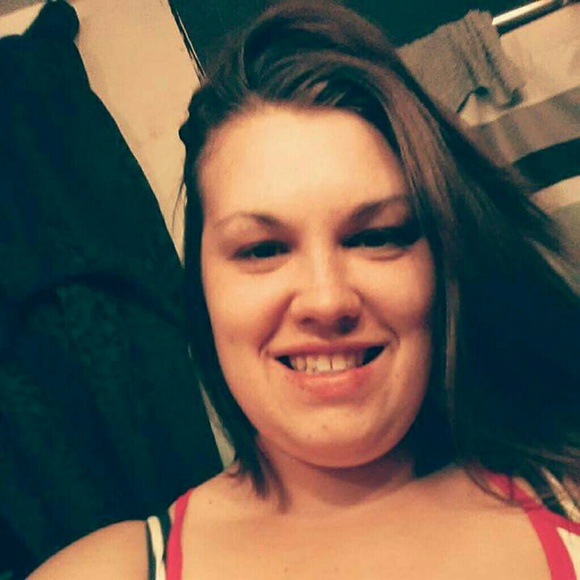 Profile Picture of Katie Balkcom (@onebeautifulmom) on Poshmark