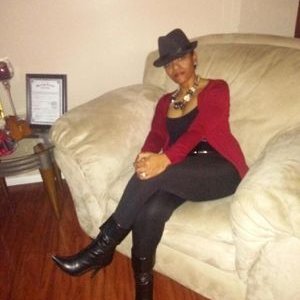 Profile Picture of Joyce Quinn-Saunders (@JoyceQuinnSaun1) on Twitter